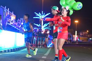 BIB: 630
                            <button type="button" onclick="openModal(21540667)" class="btn btn-primary btn-sm float-right btn-popup" data-toggle="modal" data-target=".modal-high-quality">
                        <i class="fas fa-shopping-cart"></i> Add to Cart
                    </button>
                                            <button type="button" onclick="isThisMe(21540667, true)" class="btn btn-success btn-sm float-right btn-popup btn-isme hidden" data-toggle="tooltip" data-placement="bottom" title="นี่คือรูปของคุณใช่ไหม คลิกที่นี่เพื่อเอาเข้าอัลบั้ม">
                        <i class="fas fa-plus"></i> Add to album
                    </button>
                    <button type="button" onclick="isThisMe(21540667, false)" class="btn btn-warning btn-sm float-right btn-popup btn-isnotme hidden">
                        <i class="fas fa-ban"></i> Remove from album
                    </button>